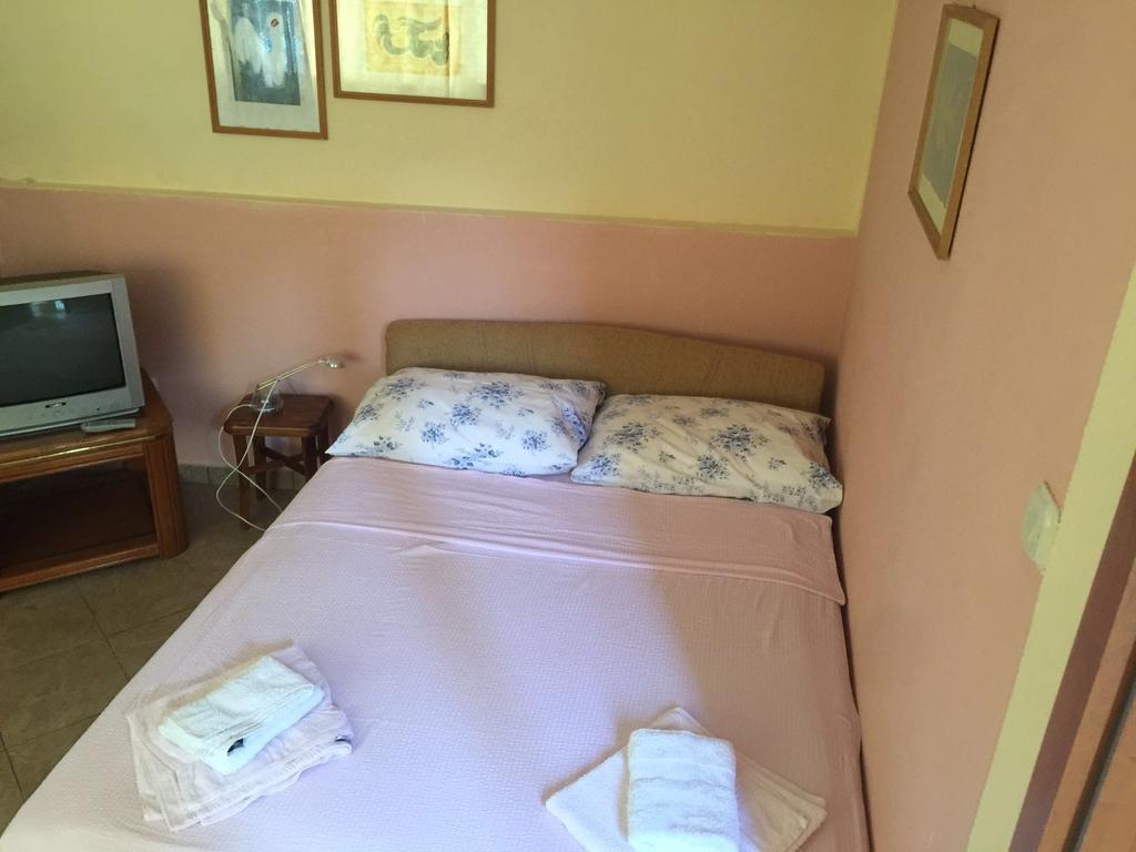 Appartamento Hill House Marija Komiža Esterno foto