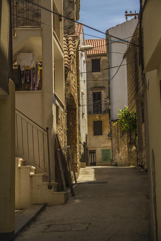 Appartamento Hill House Marija Komiža Esterno foto